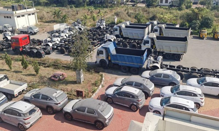 वीरगञ्ज नाका हुँदै तीन महिनामा सवारीसाधनको आयात र राजस्वमा उल्लेखनीय वृद्धि