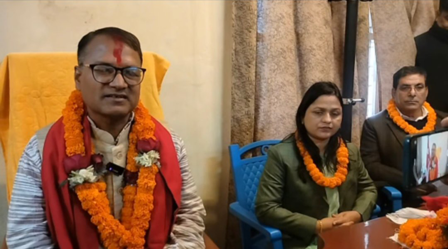 मधेस प्रदेशसभाका नयाँ सभामुख रामअशीष यादवले पदभार ग्रहण