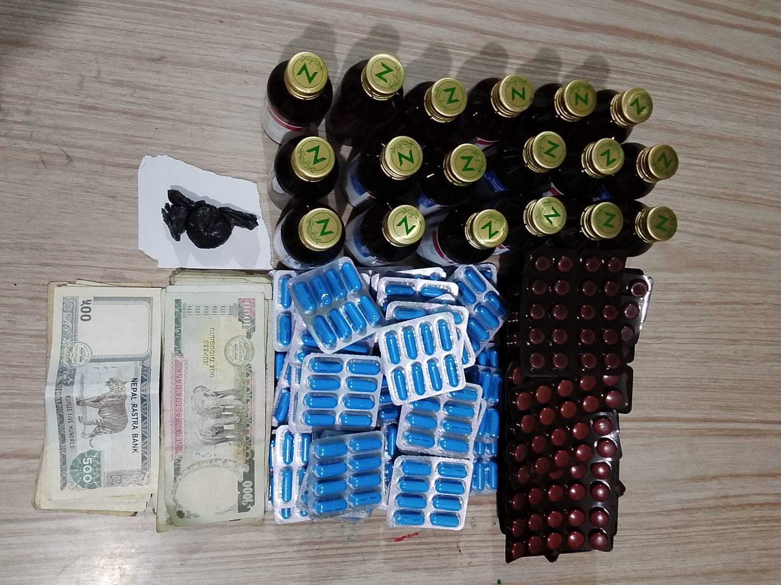विराटनगरबाट ठूलो परिमाणमा लागू औषध र प्रतिबन्धित औषधी सहित दुई व्यक्ति पक्राउ