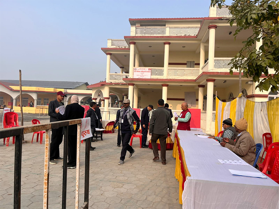 मधेश प्रदेशमा राष्ट्रिय सभा सदस्यको मतदान सुरु