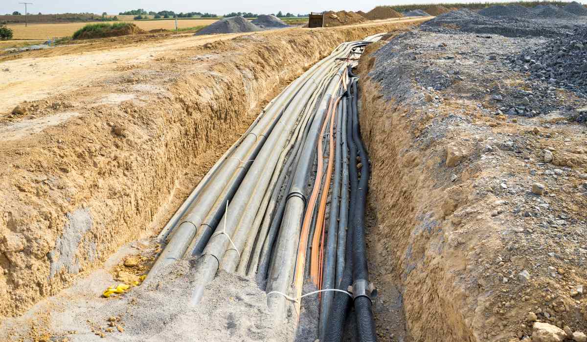 पोखरामा बिजुलीको तार भूमिगत गर्ने कार्य तीव्र, ६५ प्रतिशत काम सम्पन्न