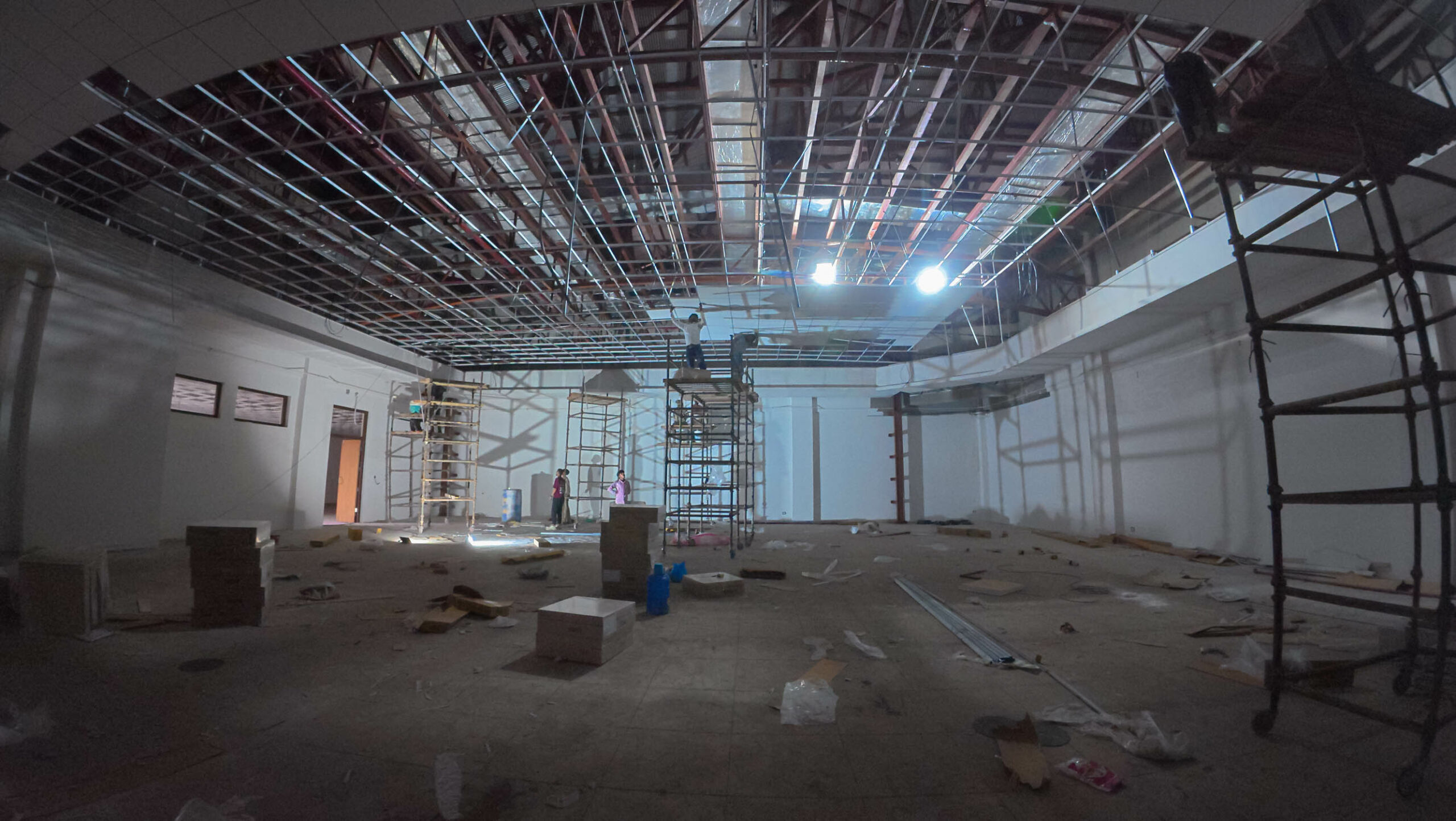 नयाँ निर्वाचित सांसदहरूको शपथ ग्रहण र संसद् अधिवेशन तयारी सुरु, स्थायी सभाभवन निर्माणमा प्रगति