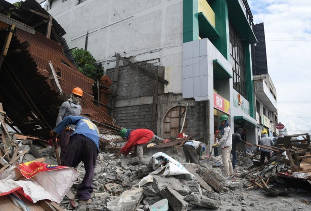 Latest Philippines Earthquake News: Powerful Quake Leaves Dozens Dead