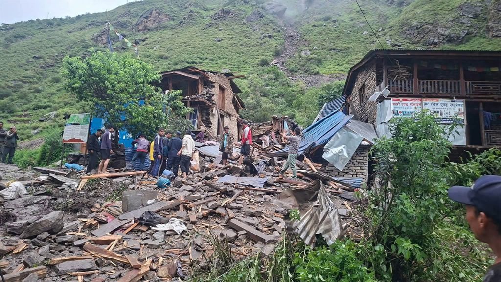 मुग्ला गाउँपालिका-५ पुलु बजारमा पहिरोले तीन वर्षीय बालकको मृत्यु, उद्धार कार्य जारी