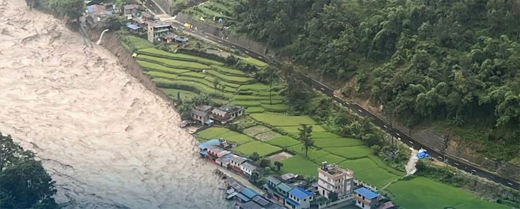 कालीगण्डकीको बाढीले पर्वतको फर्सेमा २५ घर बगायो