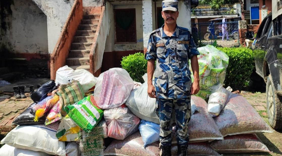 सिरहाका सीमा क्षेत्रबाट १६ लाखभन्दा बढीको अवैध सामान बरामद
