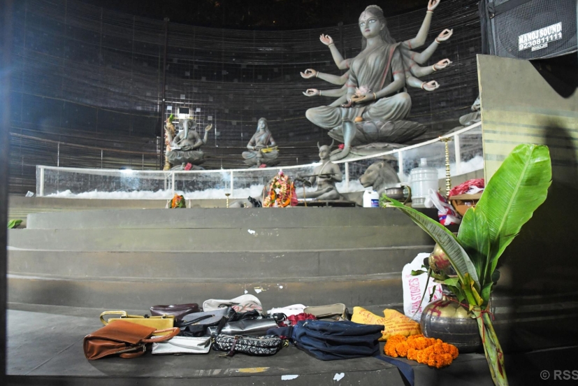 कोलकातामा दुर्गा पूजा पण्डाल नजिक भागदौड: १९ जनाको मृत्यु, २५ घाइते