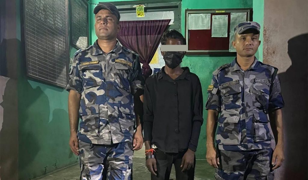 लहानमा १२ किलो गाँजासहित २४ वर्षीय युवक पक्राउ